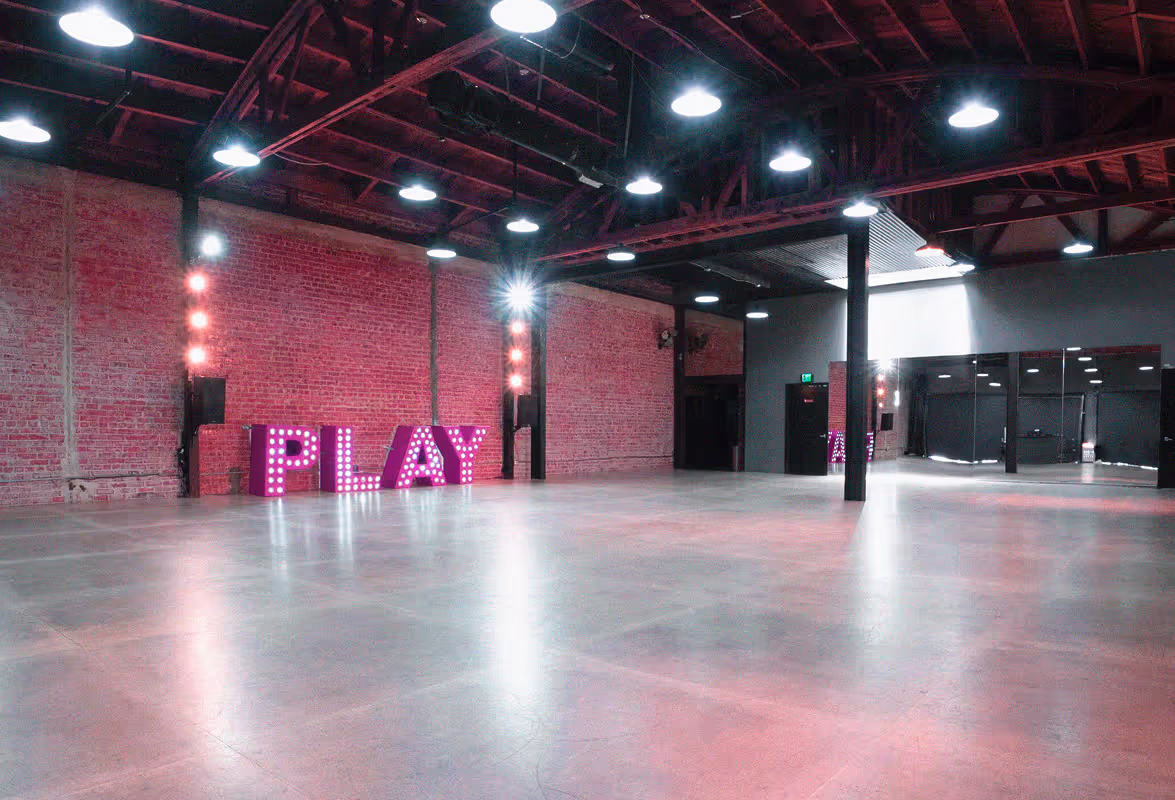 Picture of the existing inside of the dance studio. found on the website of the playground L.A. : https://www.playgroundla.dance/ourstudio